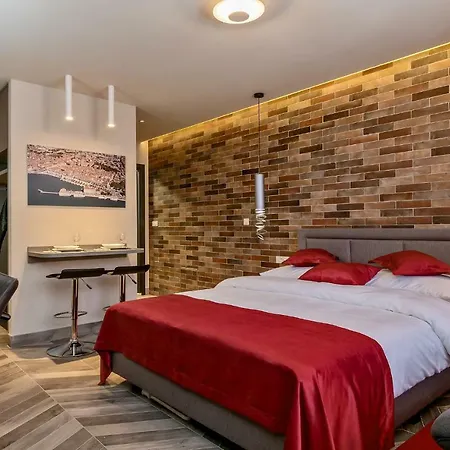 Konukevi Il Giardino Luxury & 4*