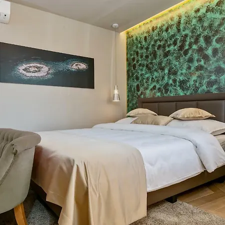 Il Giardino Luxury & Pensión 4*